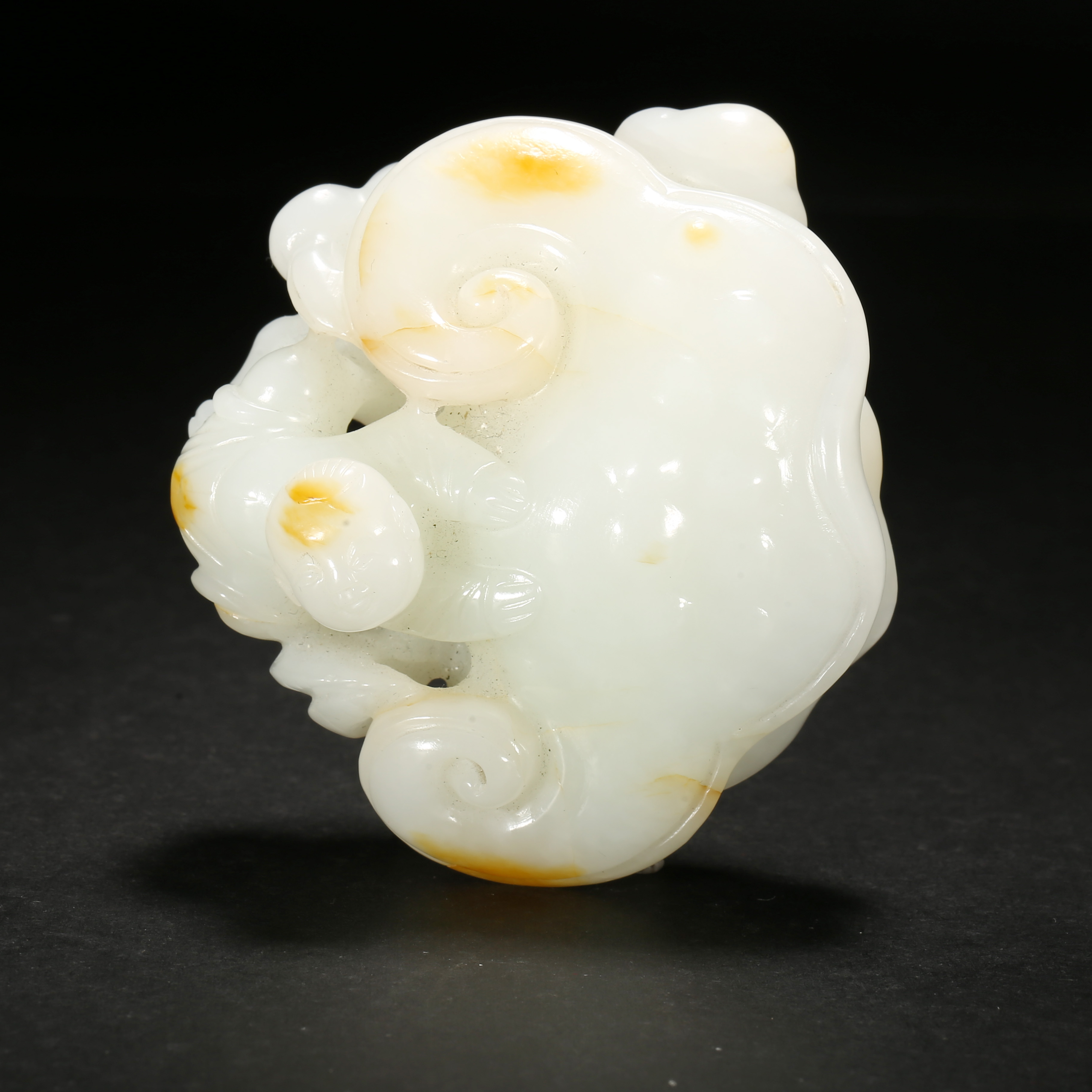 "清代*白玉红沁  灵童献瑞/07JTY2333/和田玉【北京文博】"