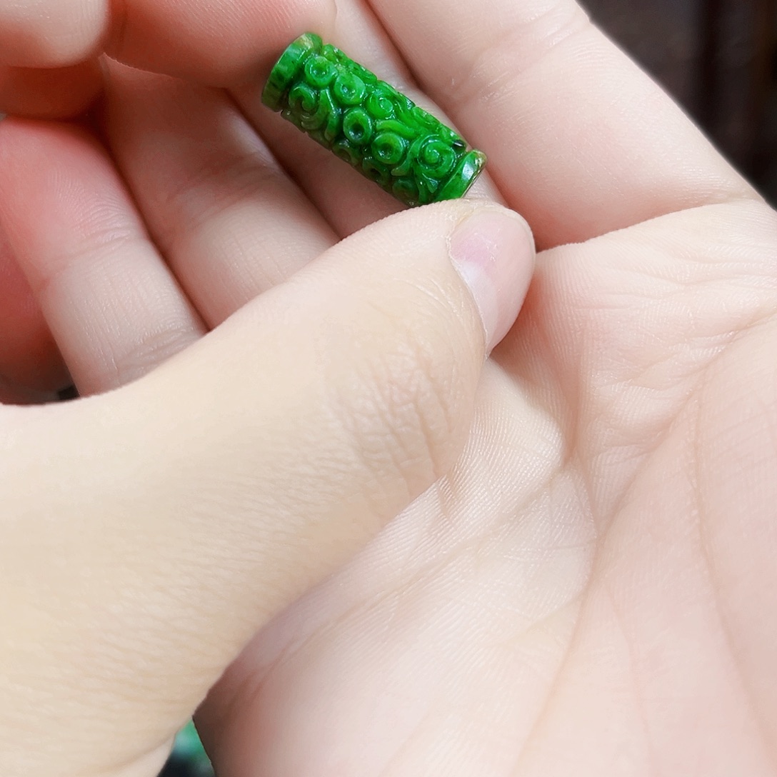 翡翠未镶嵌颈饰多样性发货