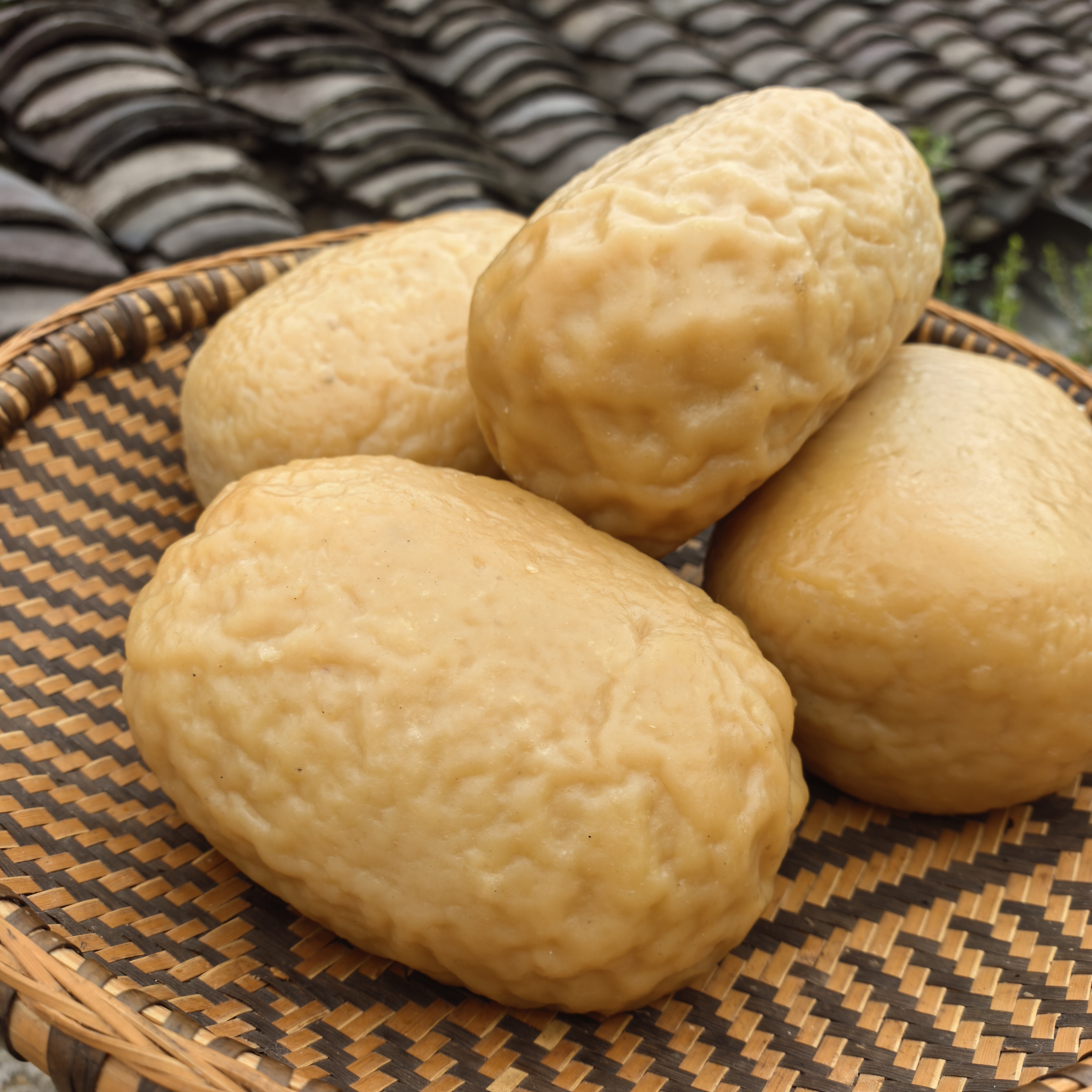 农家手工柴火灰灰碱粑