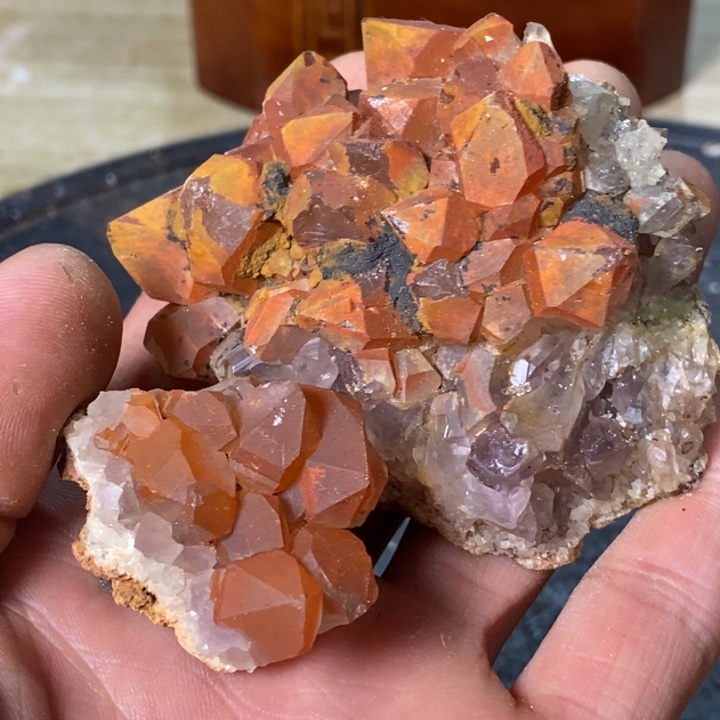 紫晶未镶嵌大型摆件（非配饰）