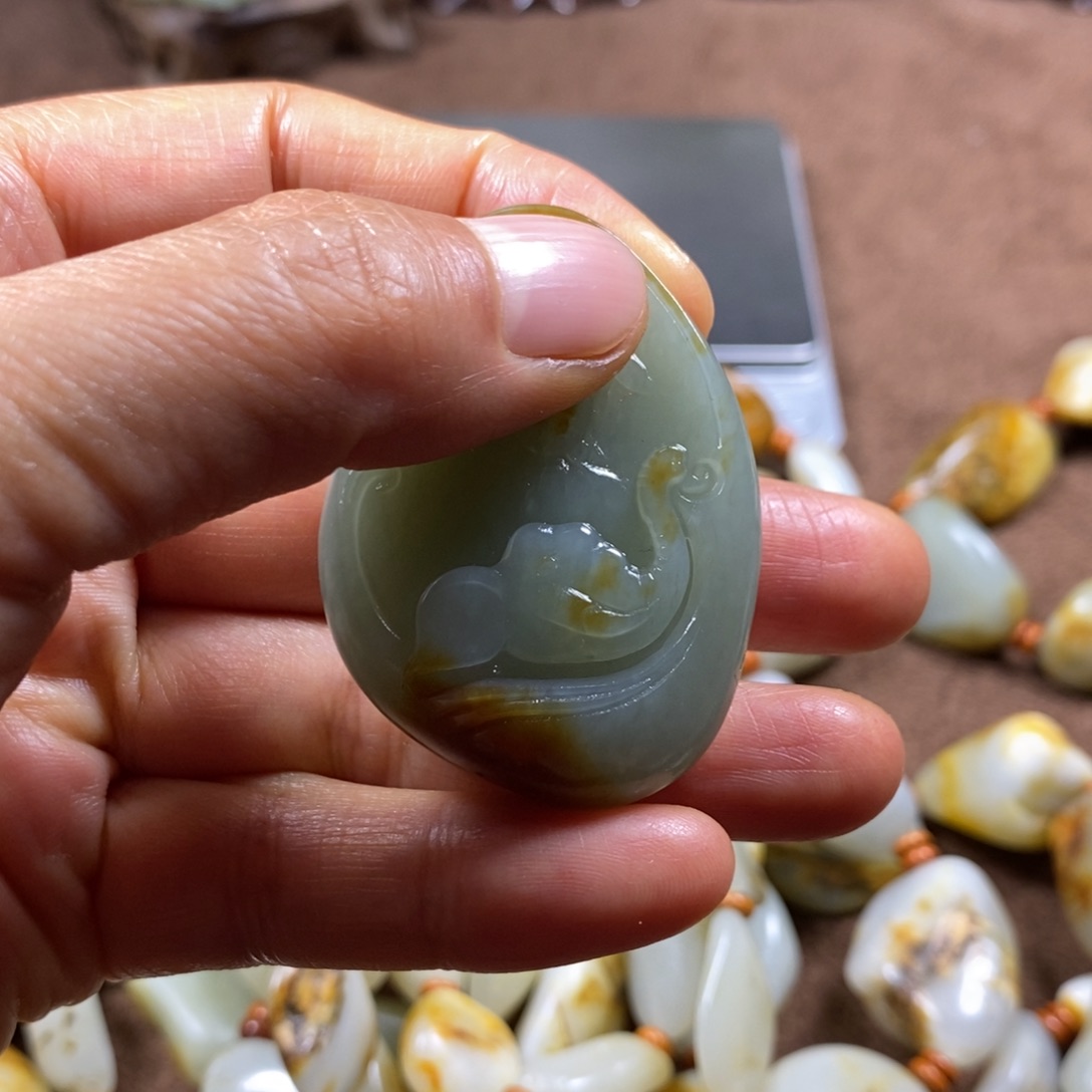 用***0和田玉未镶嵌挂件