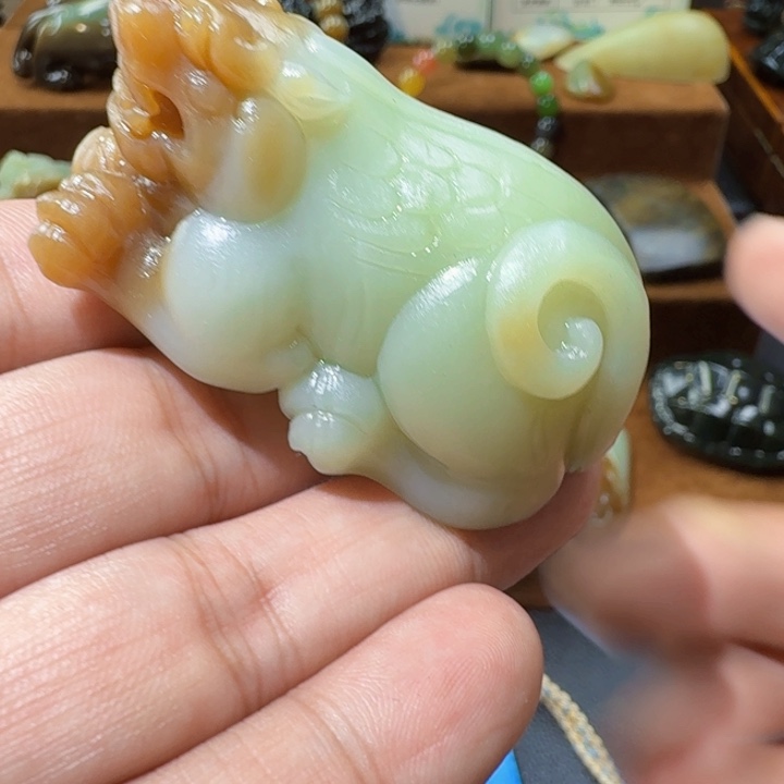 未镶嵌和田玉把件