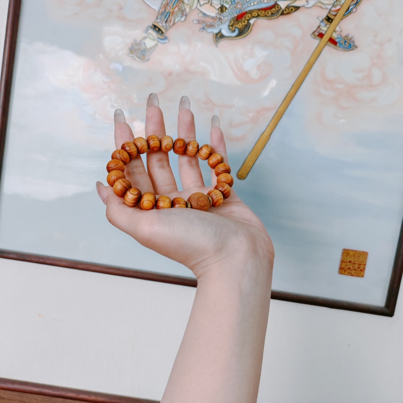 S-0099 精选手串搭配无礼盒