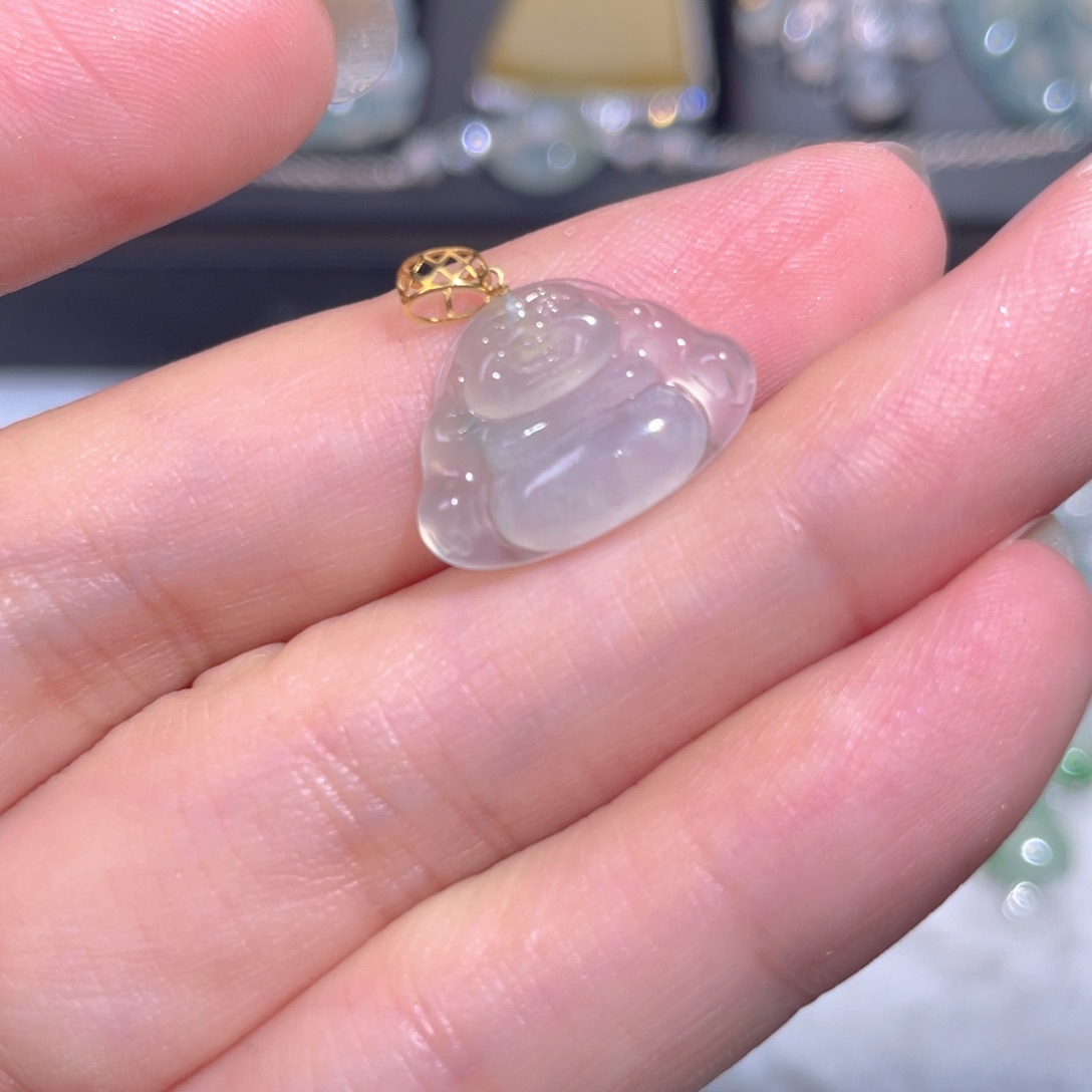 翡翠18K金镶嵌颈饰翡翠