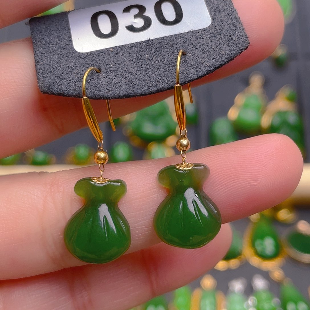 和田玉耳饰18K金镶嵌030