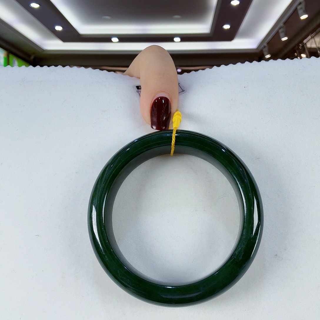 和田玉（碧玉）手镯未镶嵌丰*