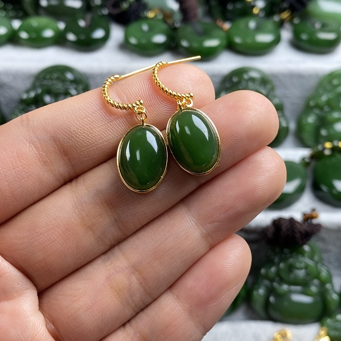 和田玉（碧玉）未镶嵌颈饰