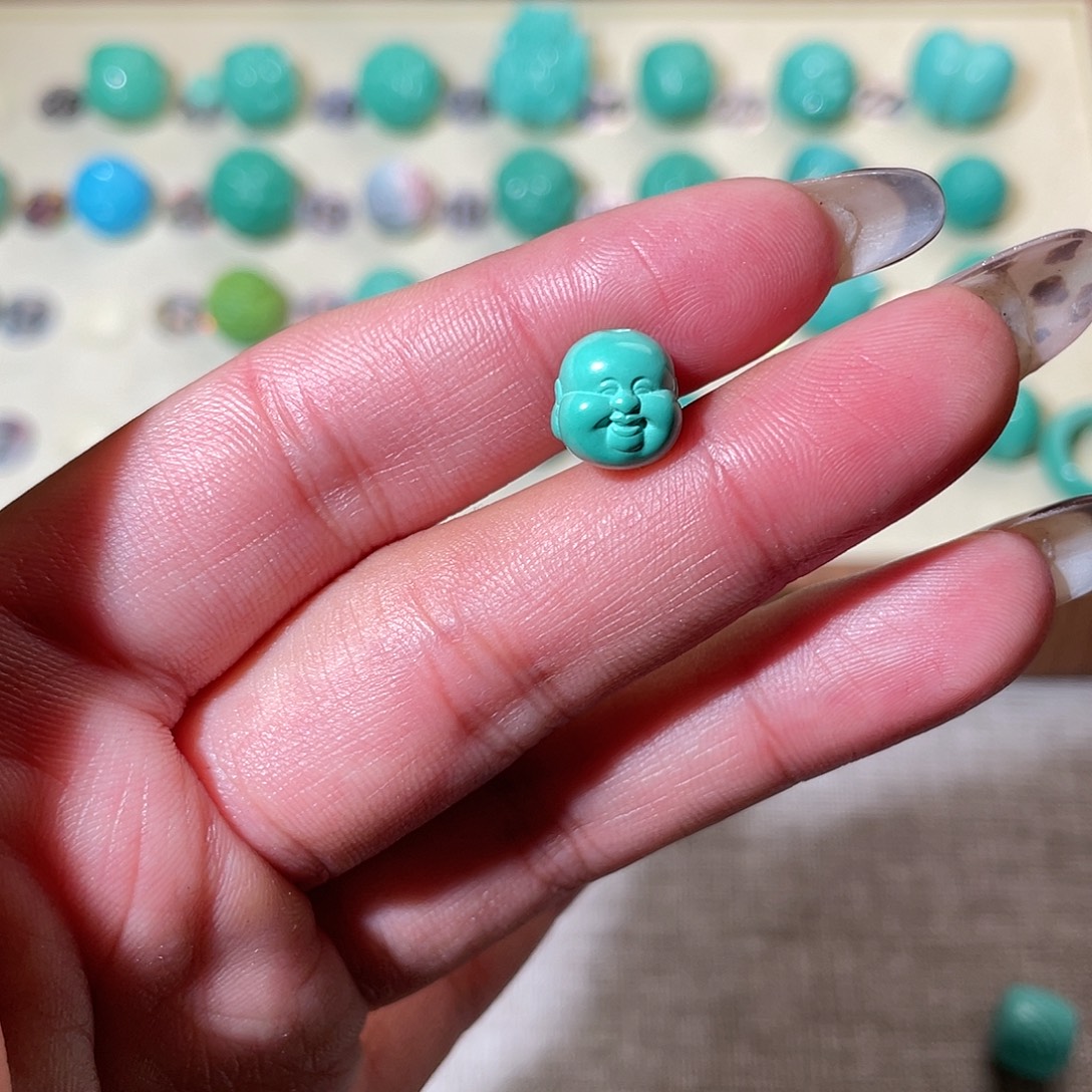 子***云手工雕刻配饰配珠卡8+微瑕