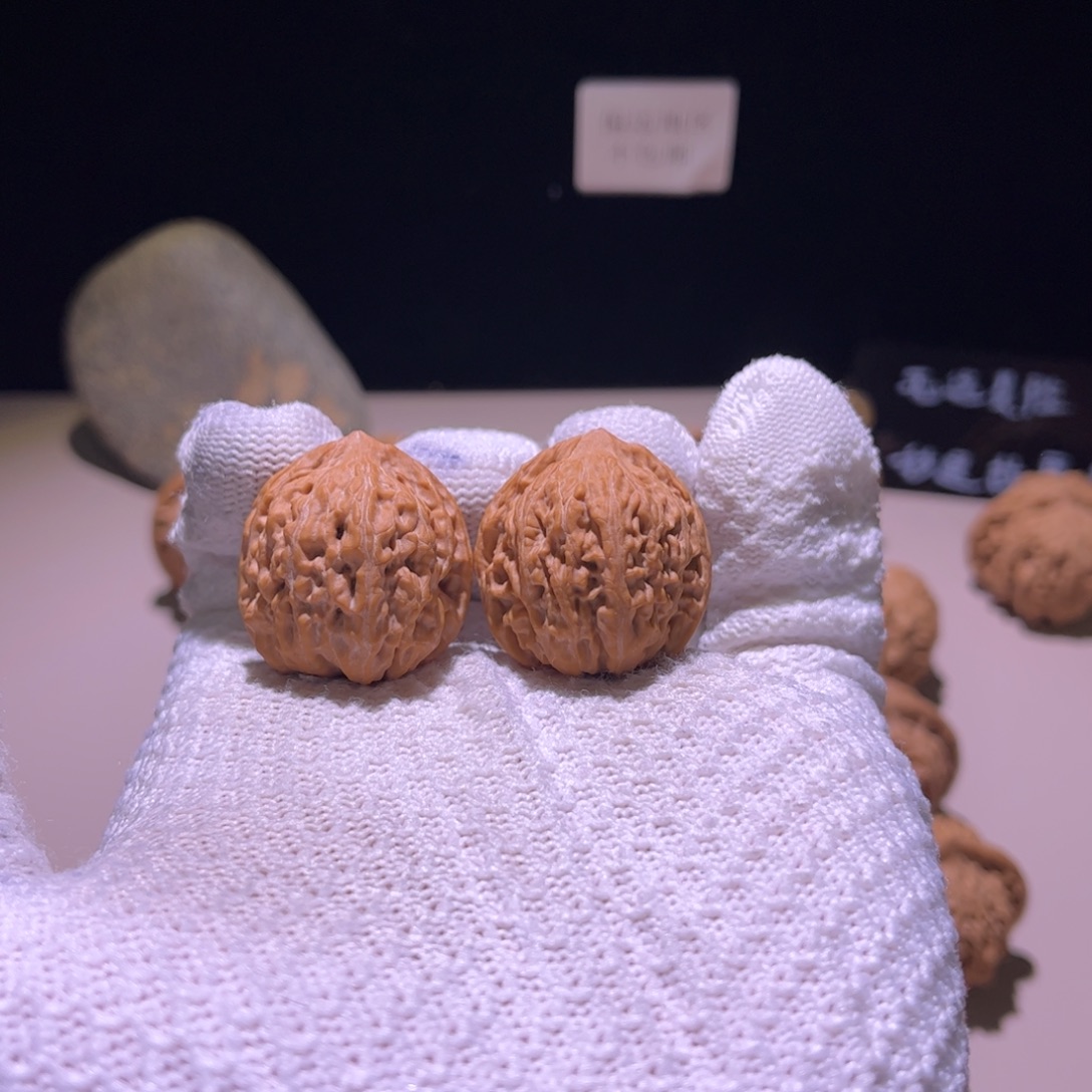 吊坠文玩核桃29野生mini虎