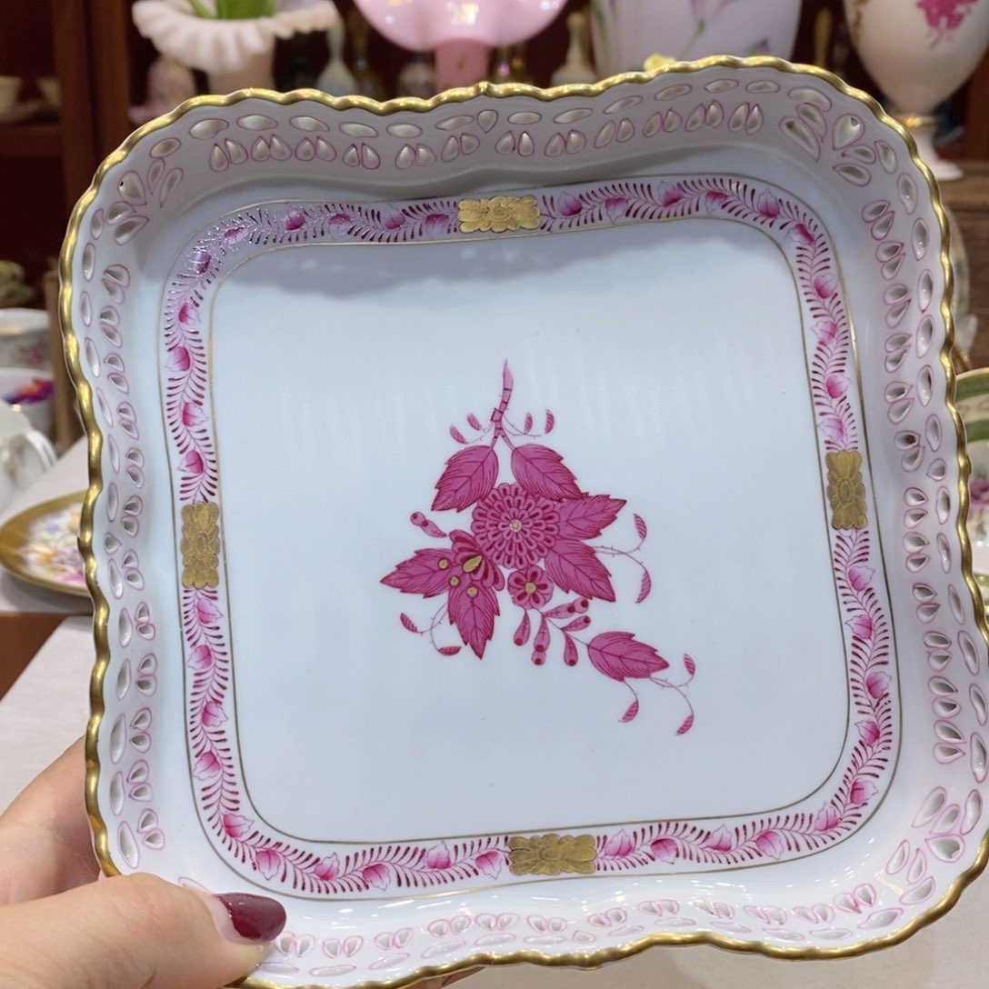 瓷片美呀呀呀呀呀呀