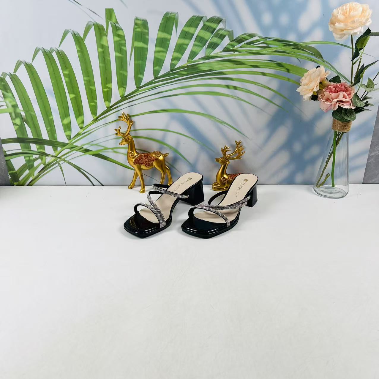 小强家女鞋 芽儿家新款百搭女凉鞋（Y806-27-1）（W34AYV2629201）