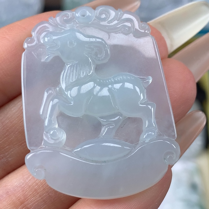 颈饰未镶嵌翡翠小****缺羊