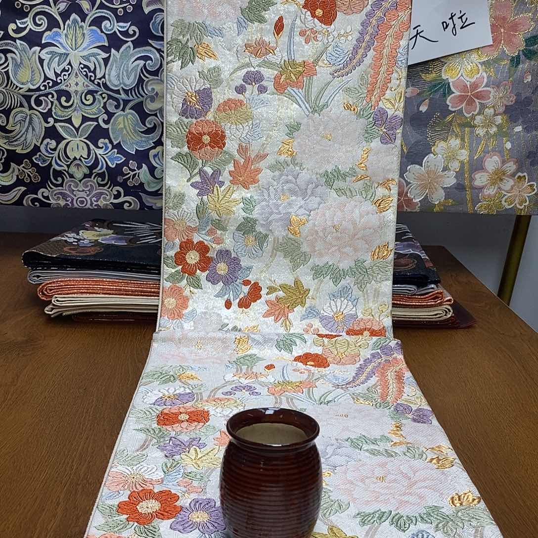 各种各样的花朵花花