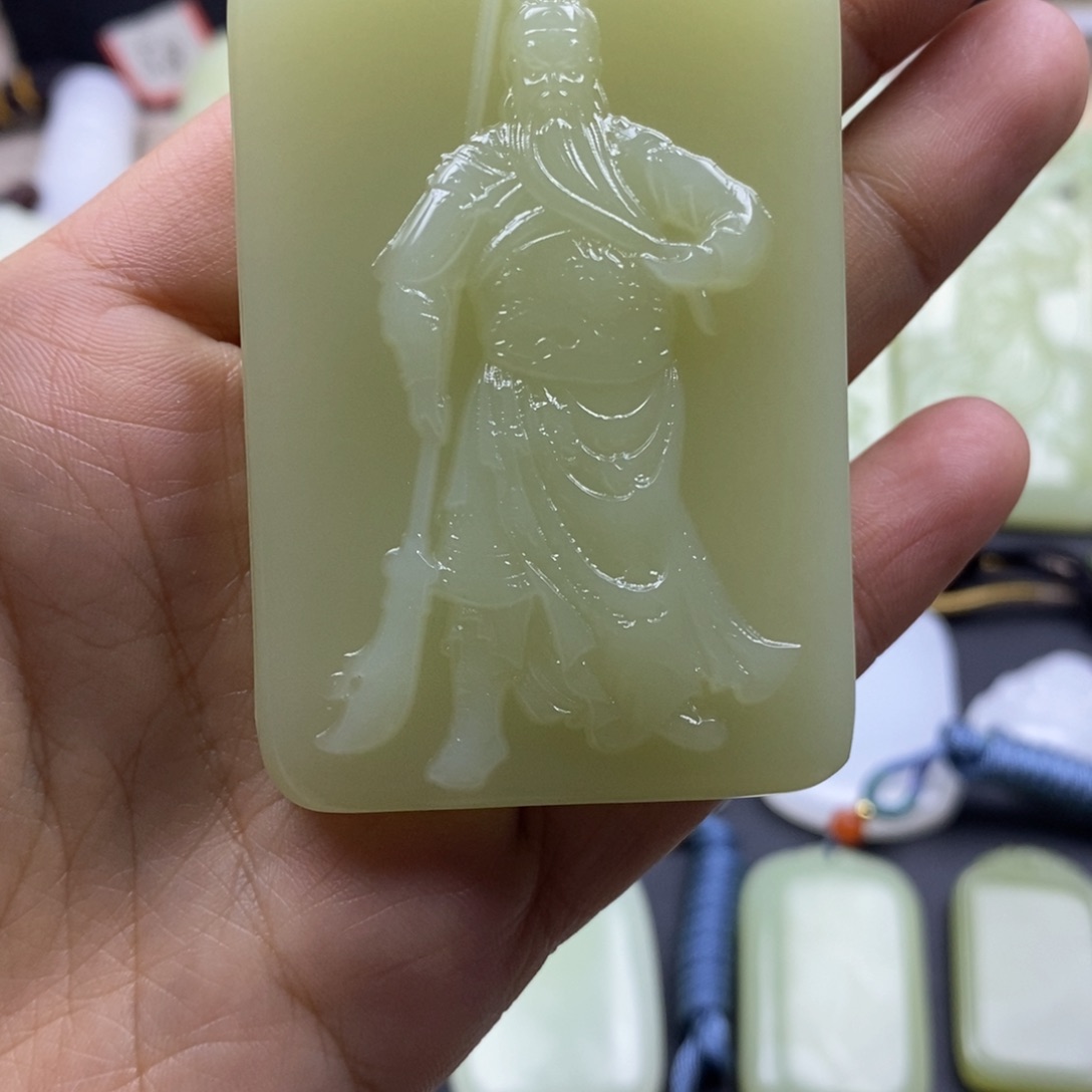 汏****?天然青海时尚关公