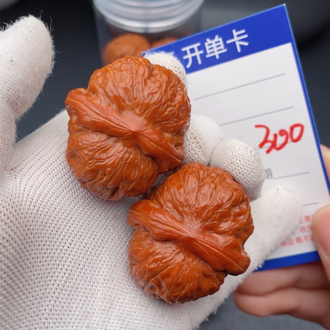 文玩核桃把件41元宝300