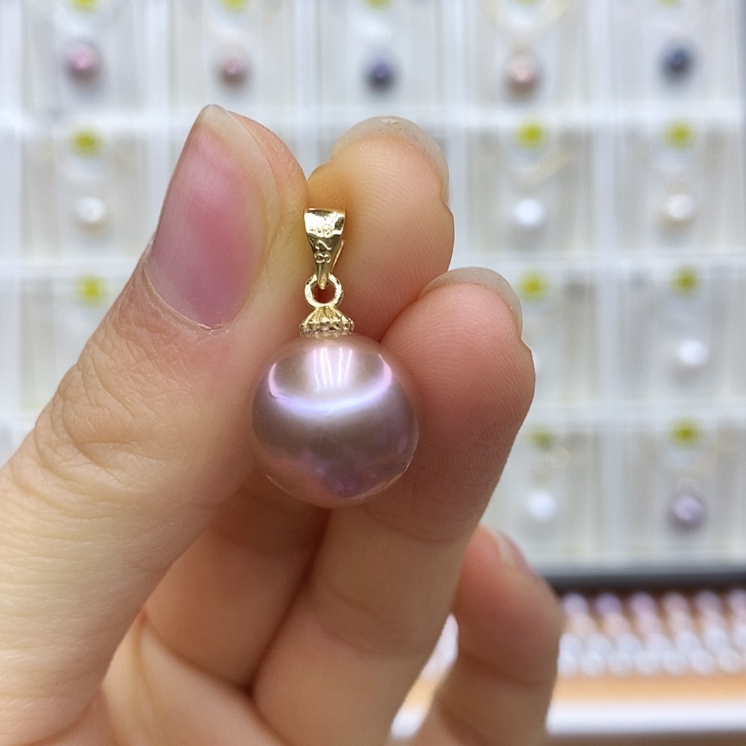 淡水珍珠吊坠(赠链)未镶嵌