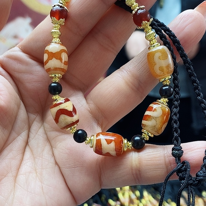 玛瑙/玉髓颈饰合金