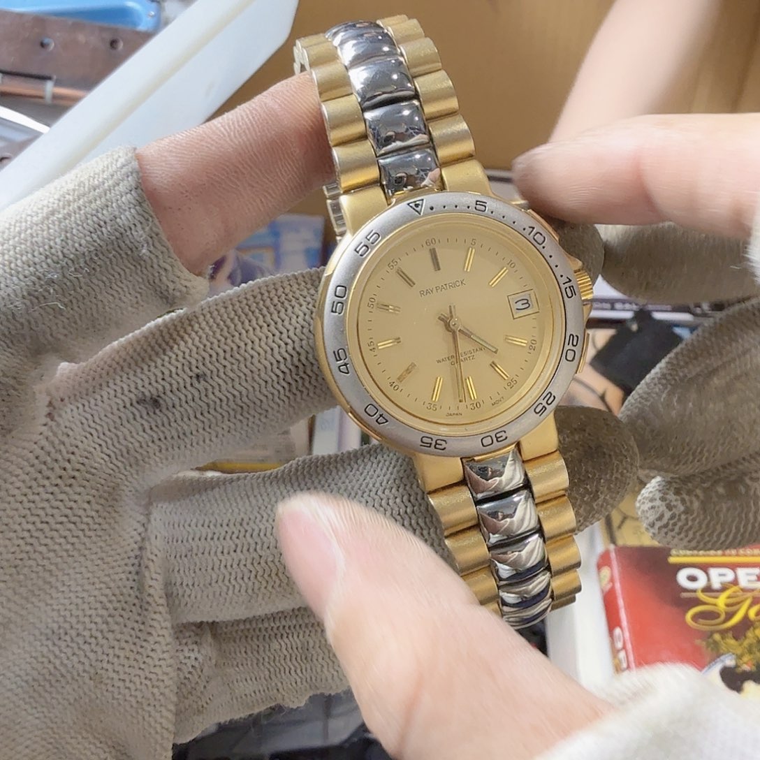 好**做中古商品，瑕疵品，不保好坏。206
