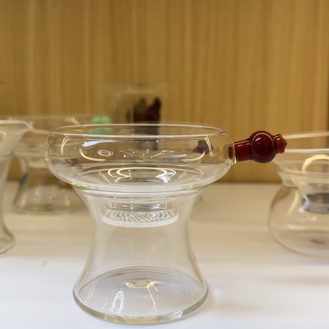 吼***哈手工艺品玻璃禾器奉珠激光茶漏琥珀色