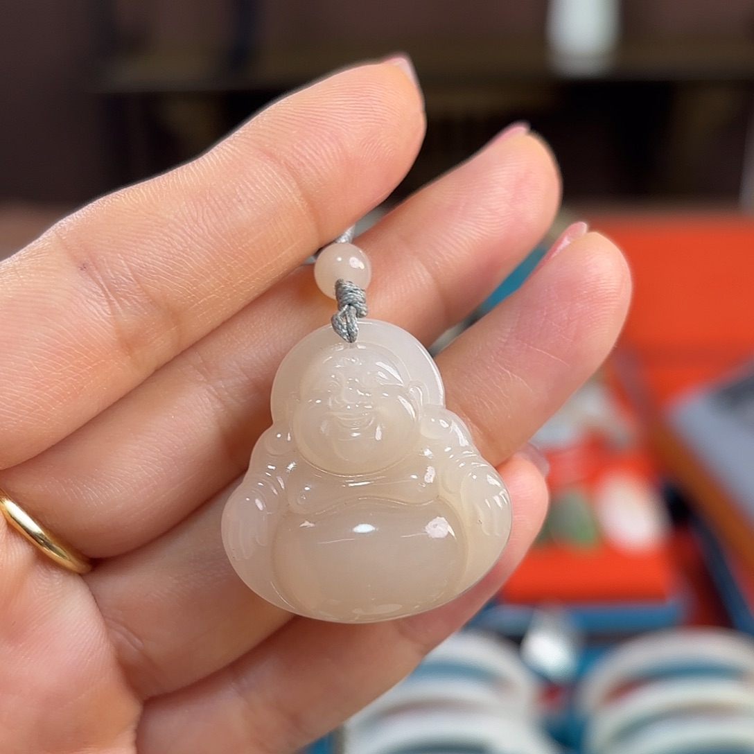 和田玉颈饰未镶嵌30*28*11.5