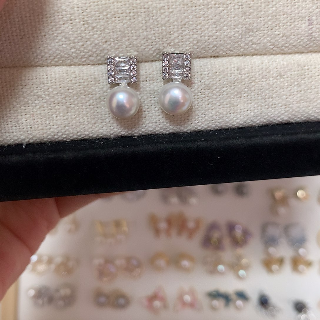 淡水珍珠耳饰合金