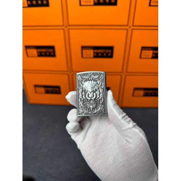 ZORRO佐罗爆款煤油打火机盔甲唐草虎头密封炫酷翻盖（需自备油）A