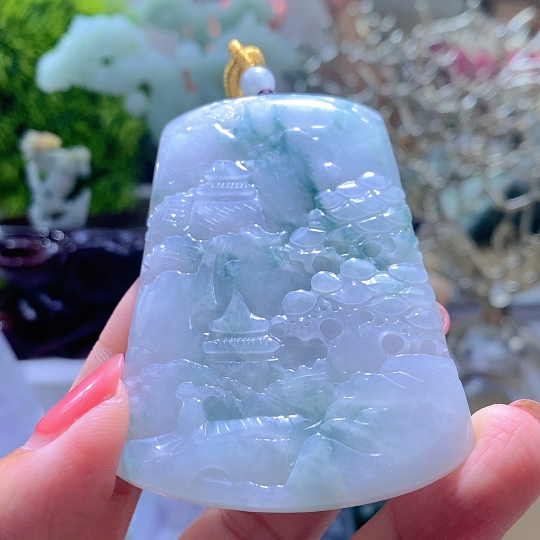 【闪购商品】翡翠未镶嵌颈饰山水