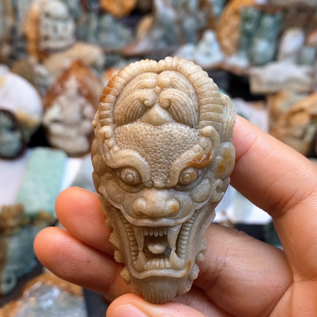 定制翡翠未镶嵌特色04 