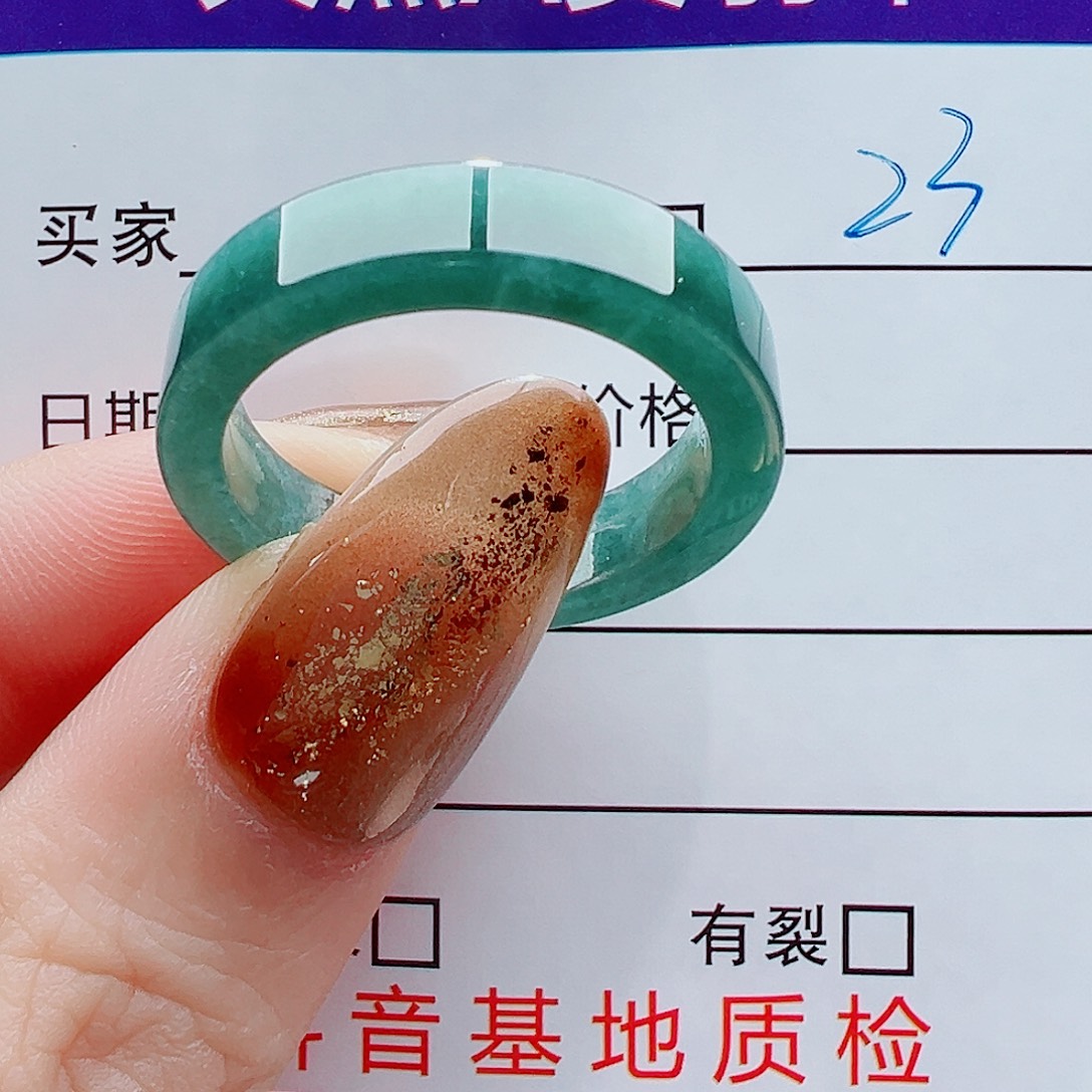 翡翠未镶嵌戒指戒圈