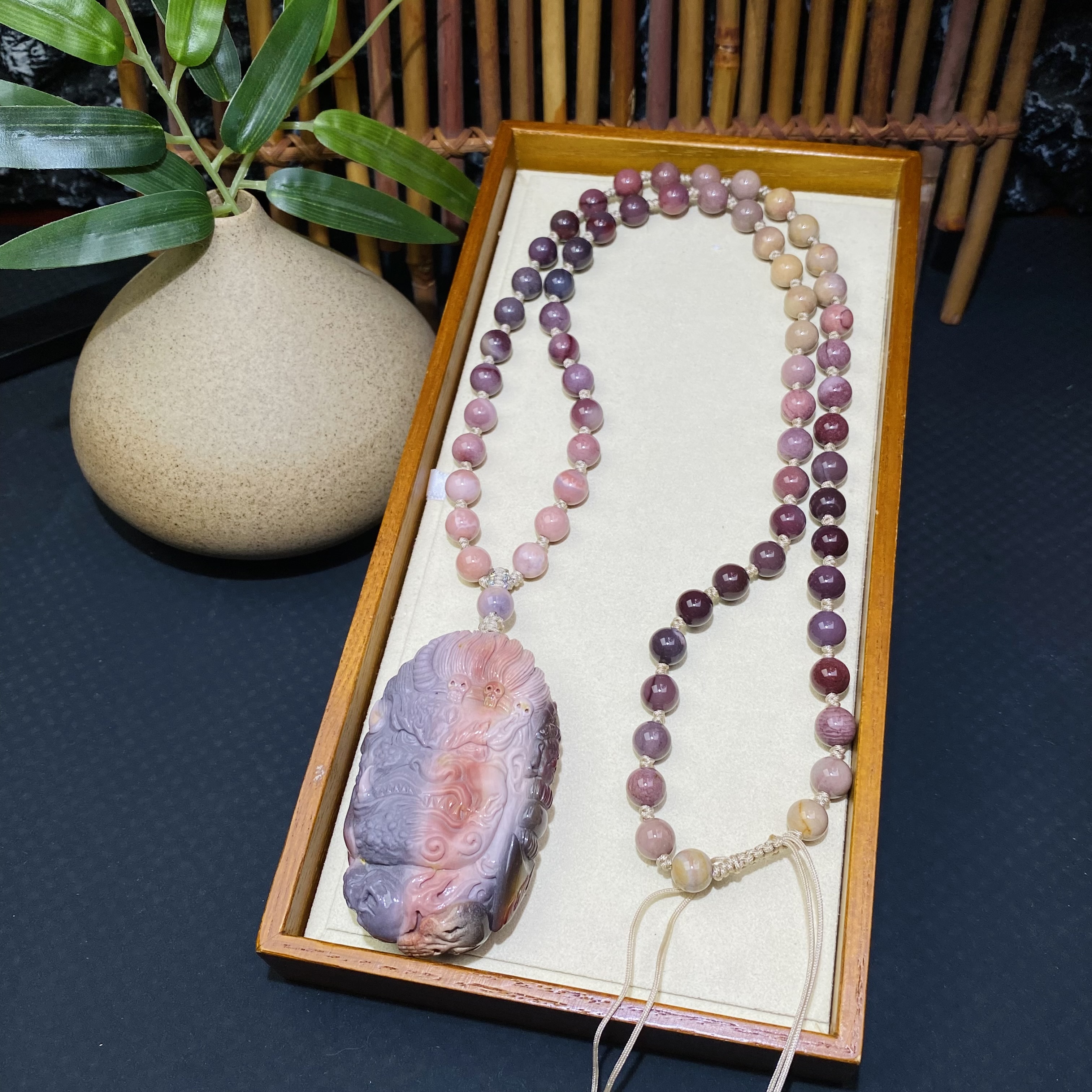 阿拉善玉大黑天神善恶一念吊坠多彩渐变珠链精品百搭满工雕刻送礼