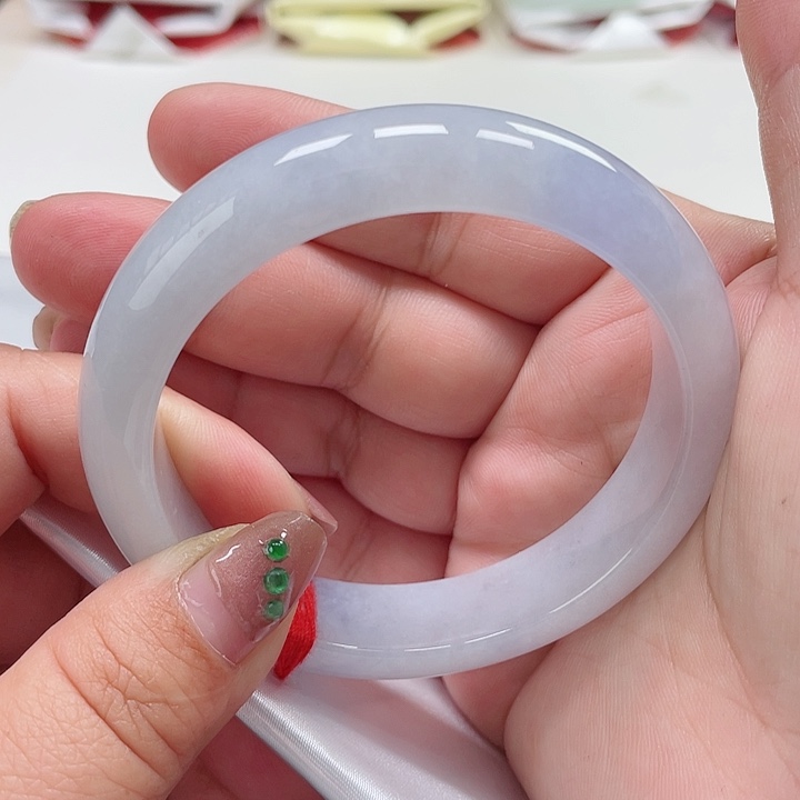 翡翠手镯（圆镯）未镶嵌缅甸翡翠手镯58圈