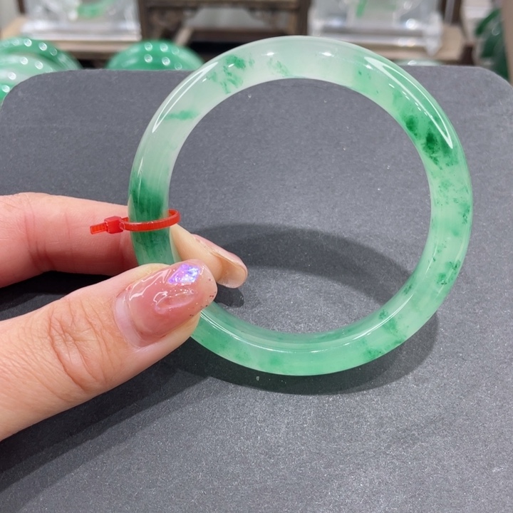 未镶嵌手镯石英质玉高****厅