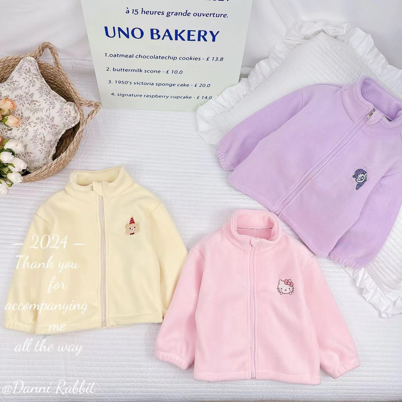 【Dannirabbit】*超细奥粒绒+奶油泡芙*女童外套 D-W297