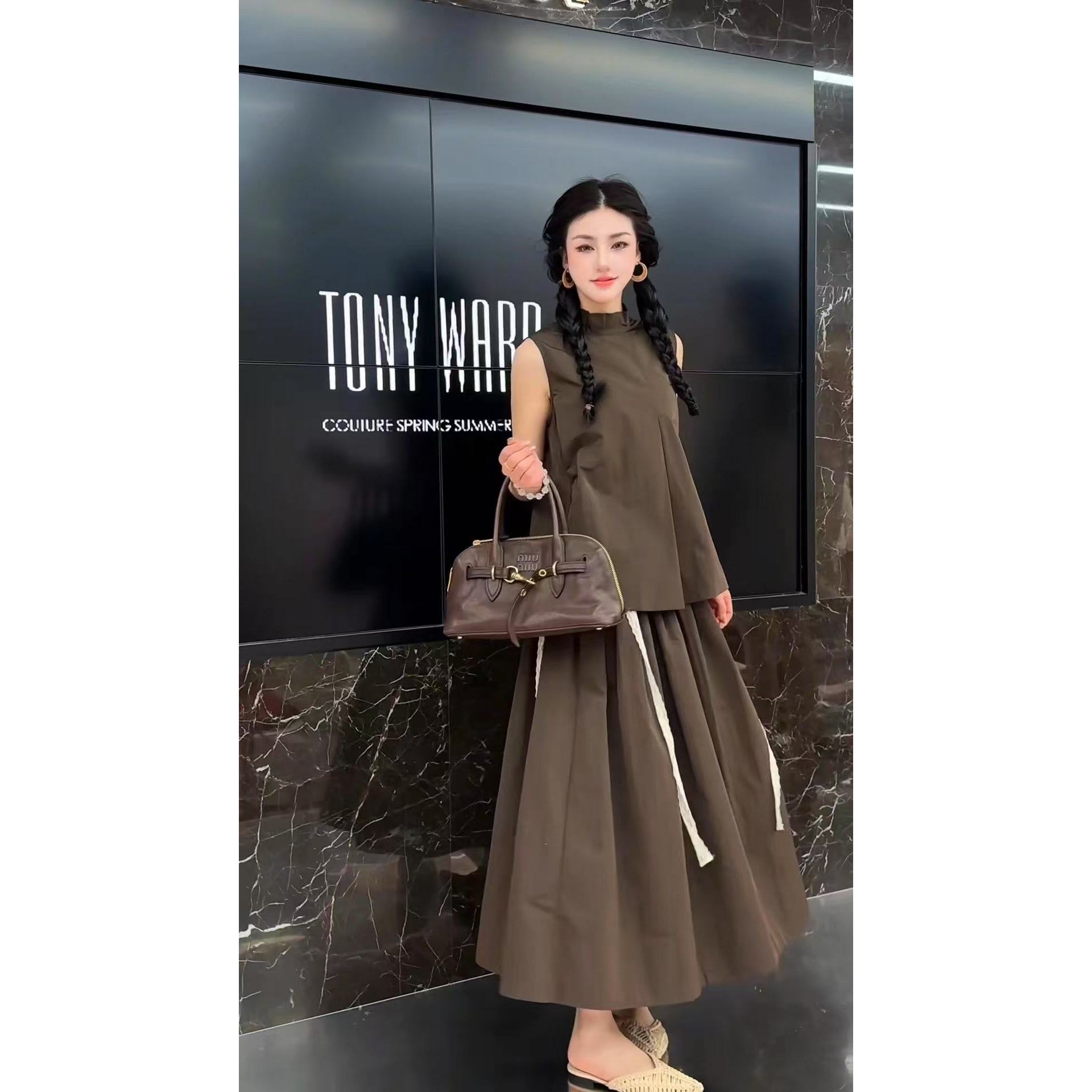 KIKI严选：2510-浠原家欧货南油夏季轻奢上衣半身裙减龄两件套装