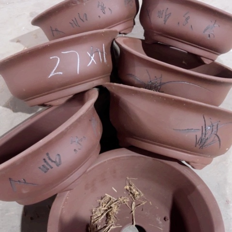 100-7。         27-11