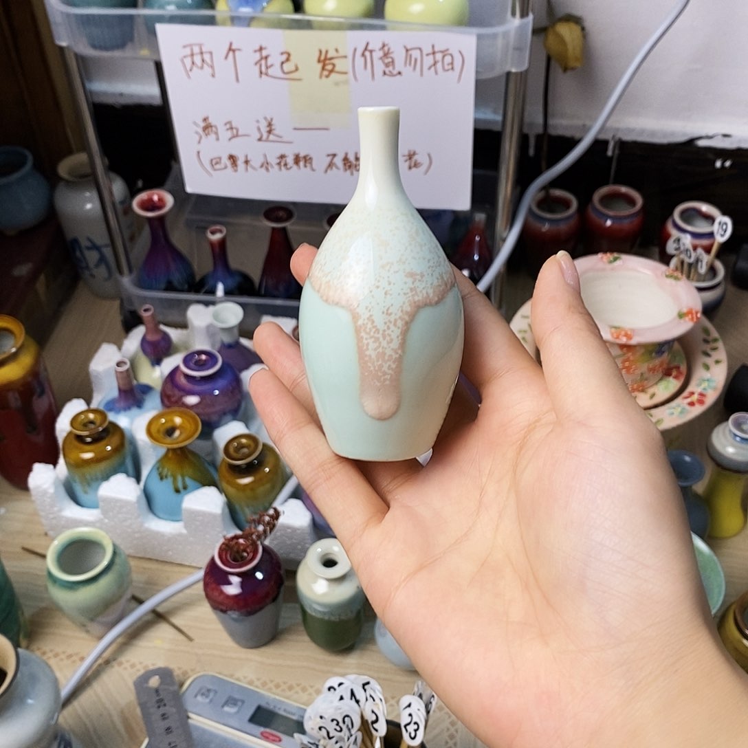摆件巴掌大不插花景德镇高温陶瓷小花器