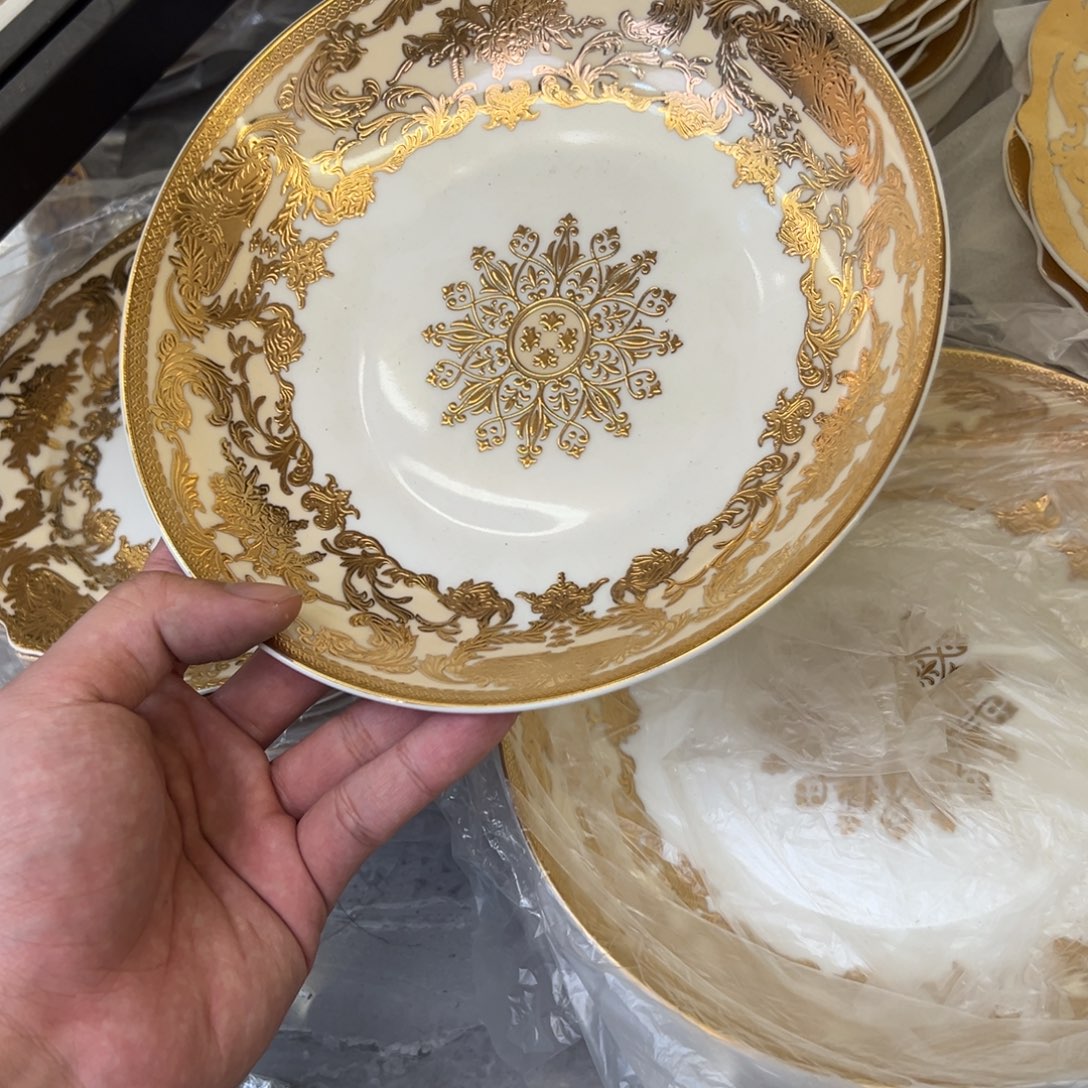 瓷片8寸深菜盘两个一单尾单