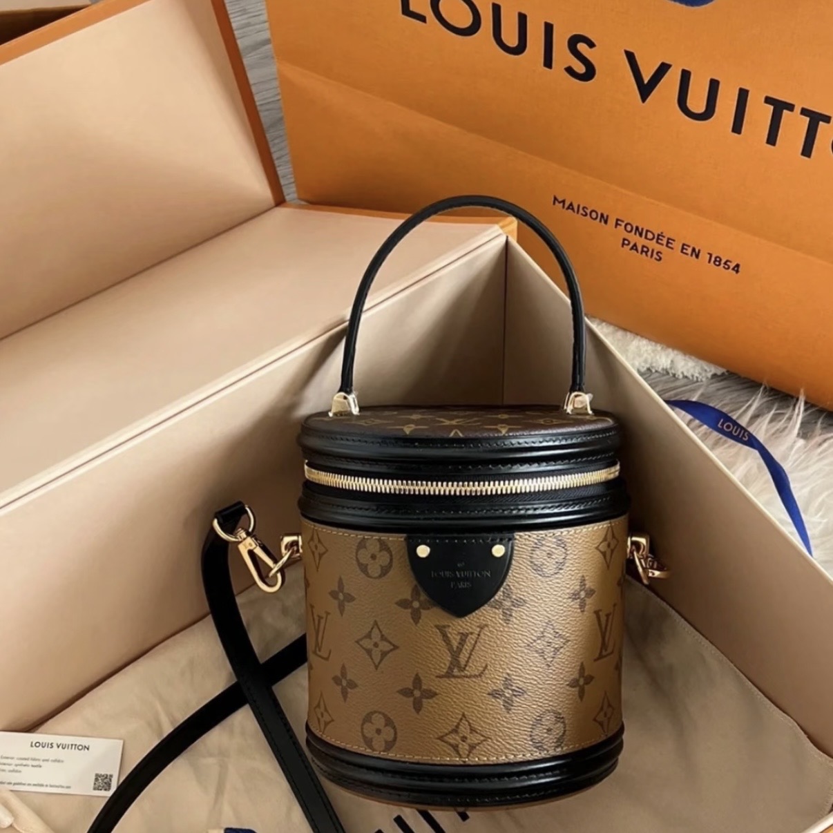 99新 LouisVuitton/路易威登 【娇】圆桶包 拼色 PVC 芯片 130320