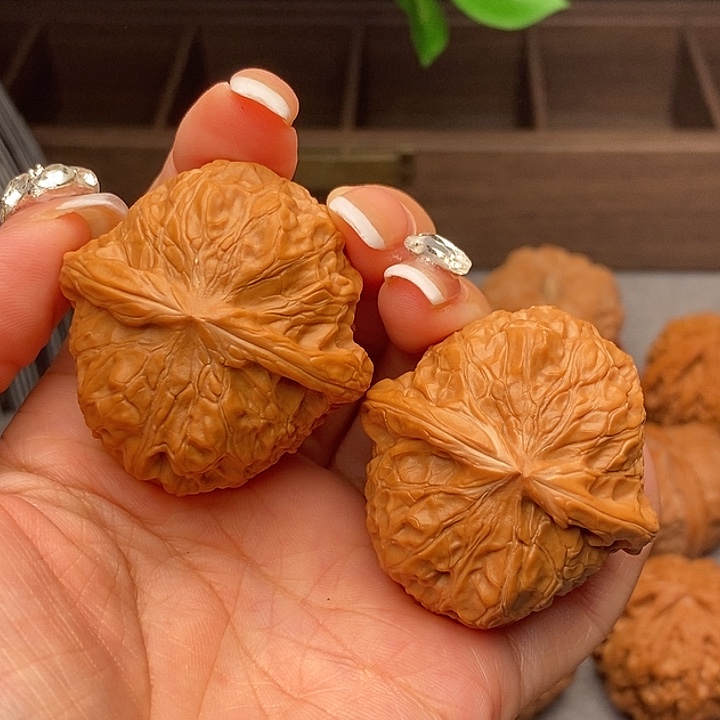 懦***星把件文玩核桃南瓜41