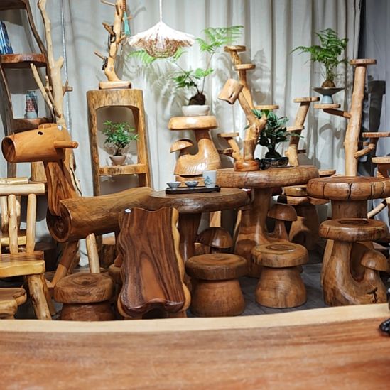 R***.木（非红木类）异形凳