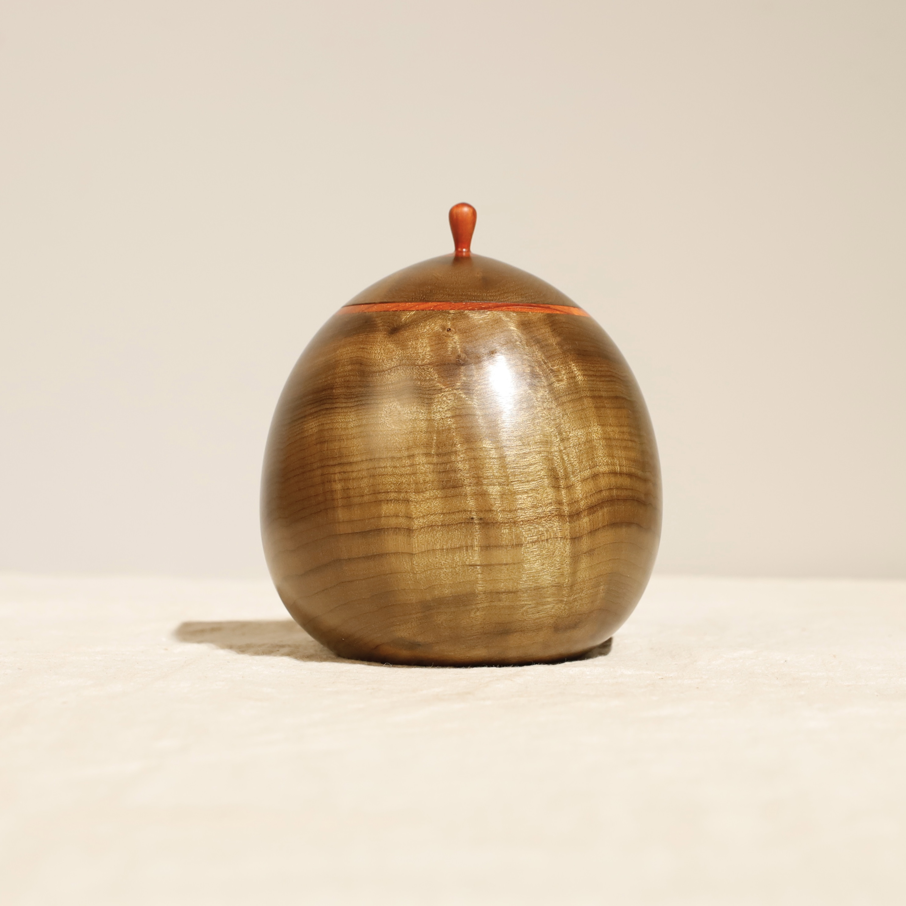 金丝楠阴沉木整木水波纹龙蛋茶叶罐（12cm*12cm）