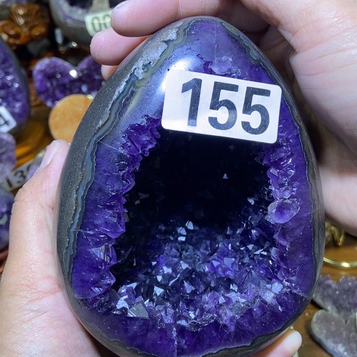 紫晶未镶嵌大型摆件（非配饰）