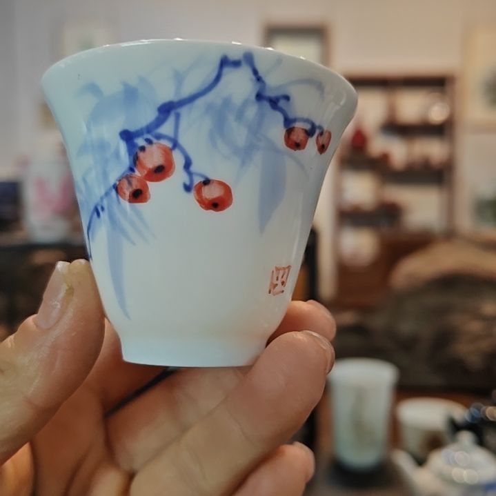 欧**雨景德镇手工手绘市花主人杯