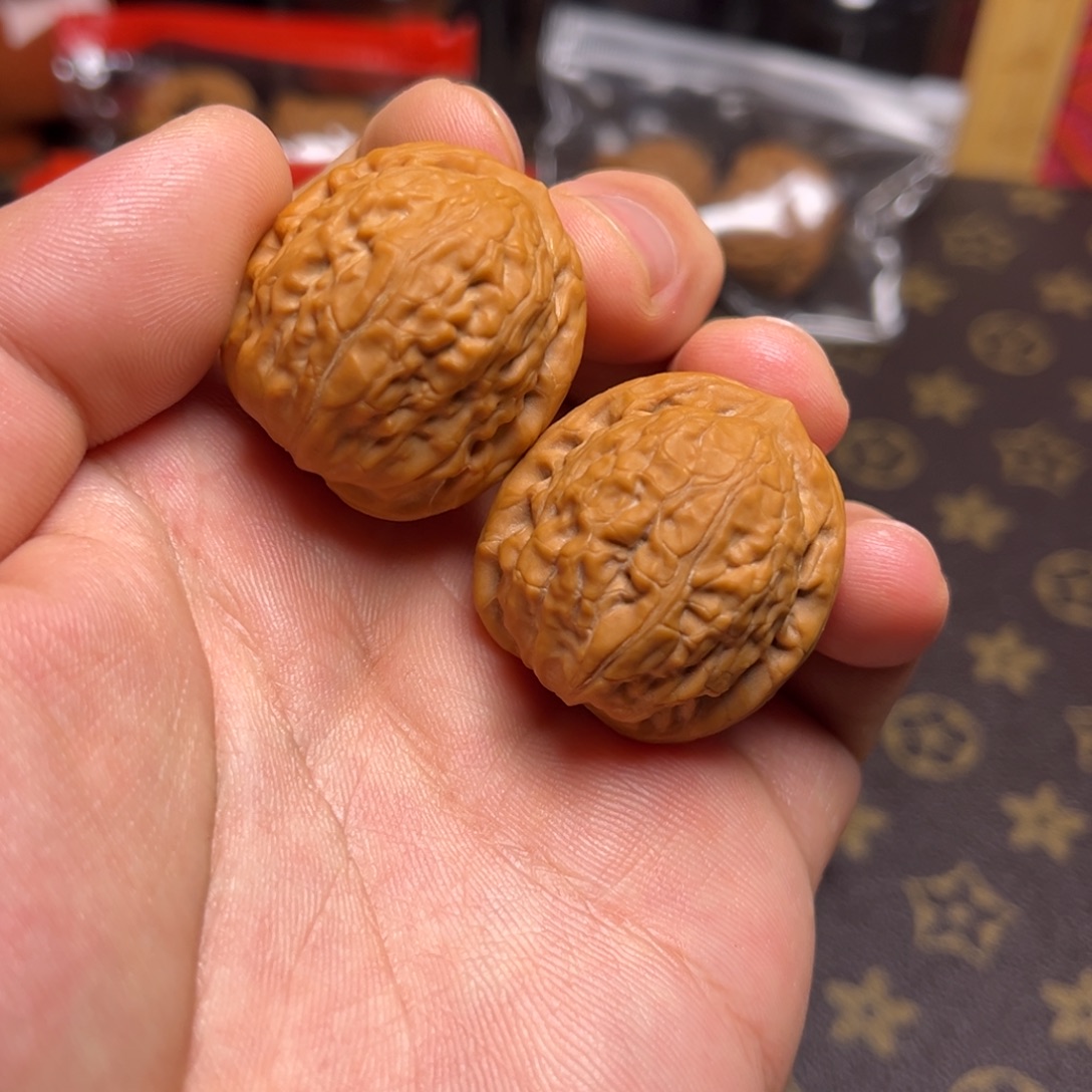 文玩核桃把件30尺舍利