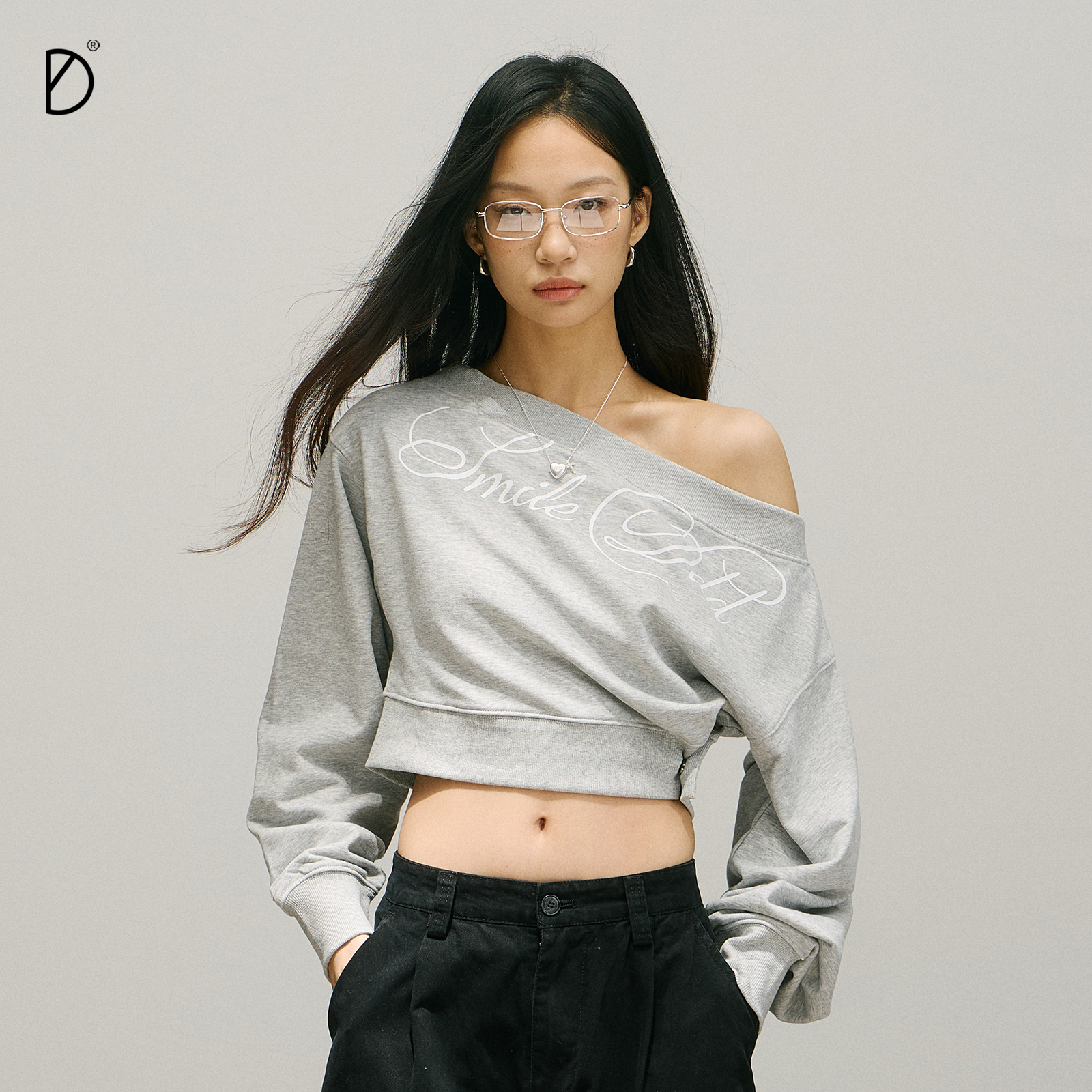 SMILE DDD花体印花斜肩卫衣女显瘦腰纽扣设计美式街头休闲长袖