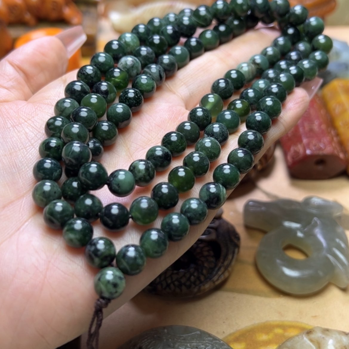 【闪购商品】蛇纹石玉颈饰未镶嵌