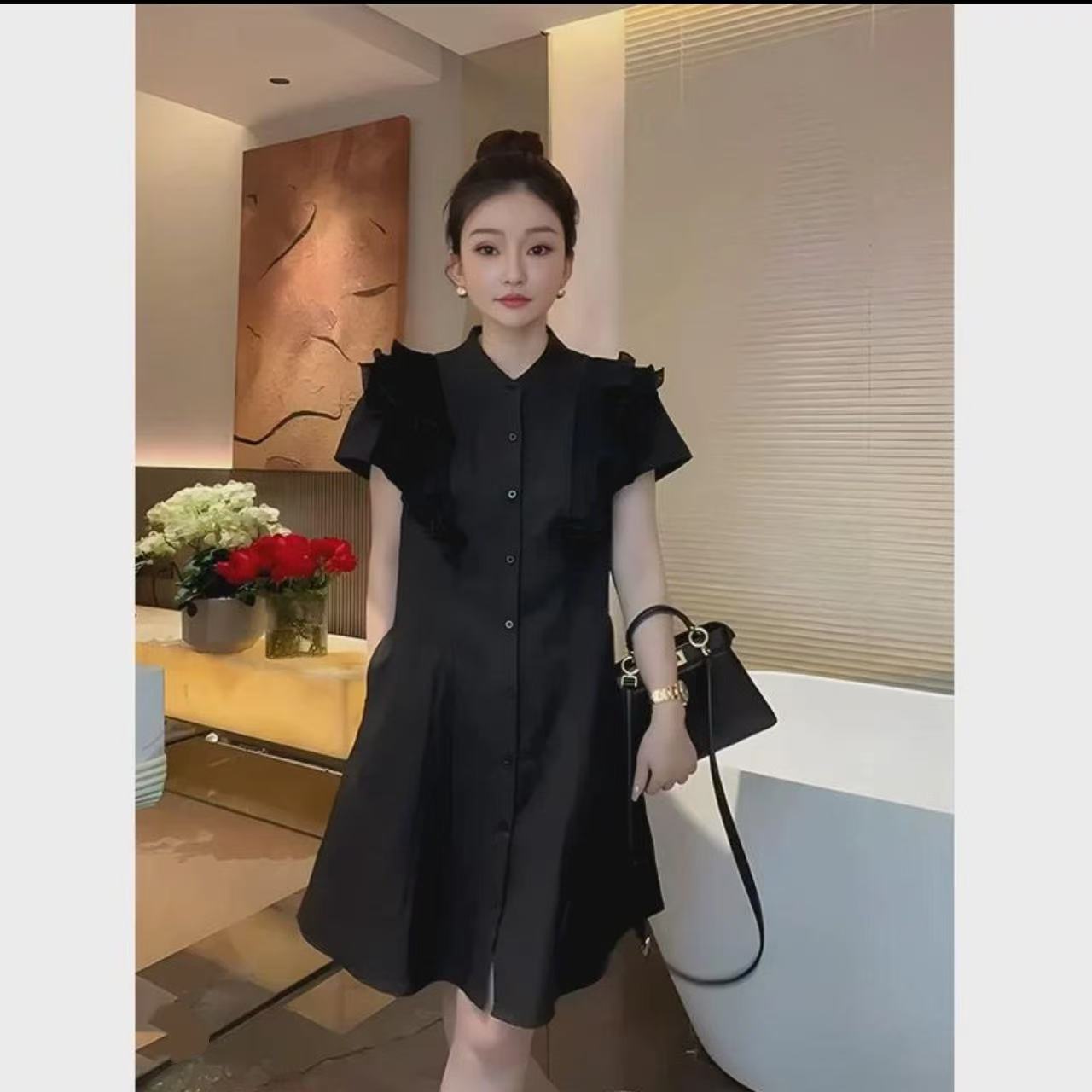 8157-小个子小码荷叶边泡泡袖（黑色）A字连衣裙