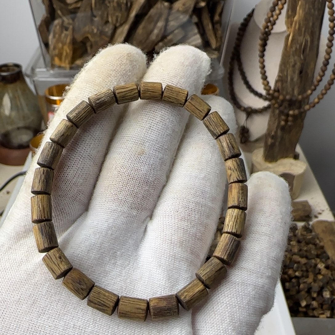 沉香碎屑沉香高油脂花香甜凉卡05