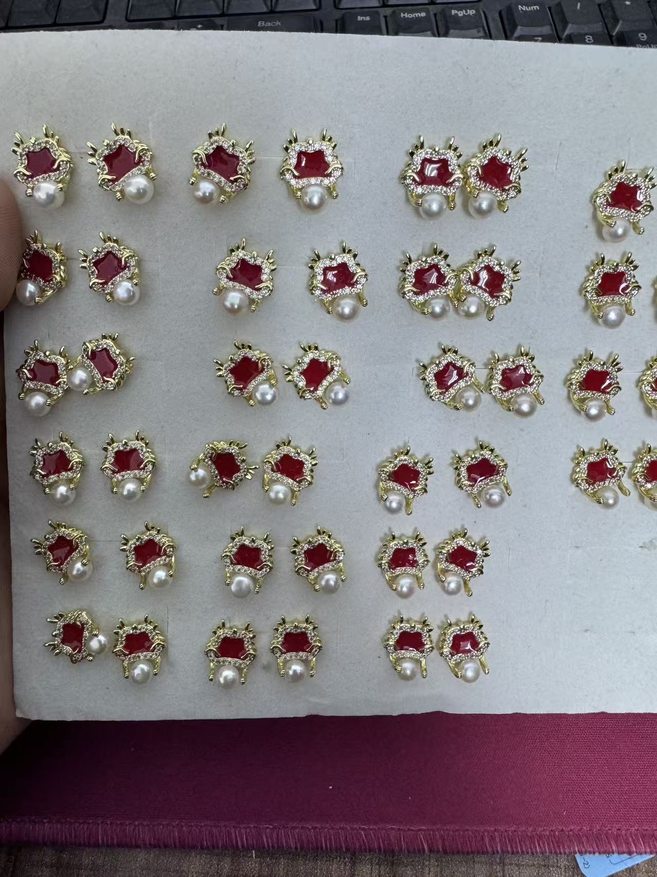 4-5mm天然淡水珍珠耳钉多样性发其一