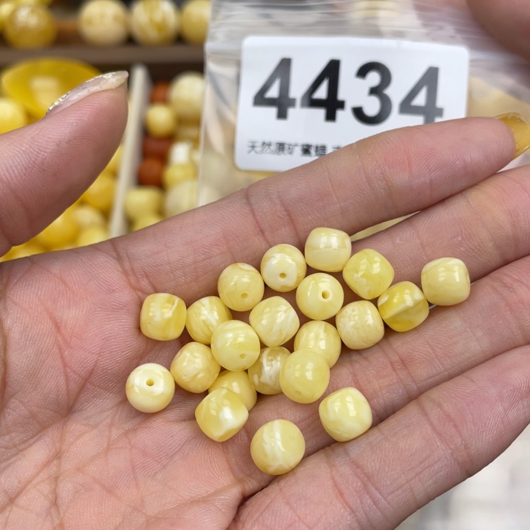 未镶嵌蜜蜡珠宝奇石H*B7.7